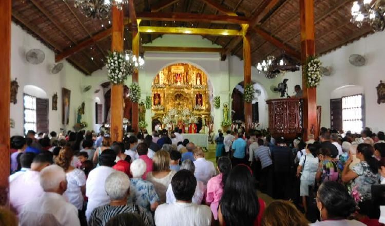 El obispo Rafael Valdivieso dijo en la homilía que se debe  tomar en cuenta el bien para el pueblo. /Foto Zenaida Vásquez