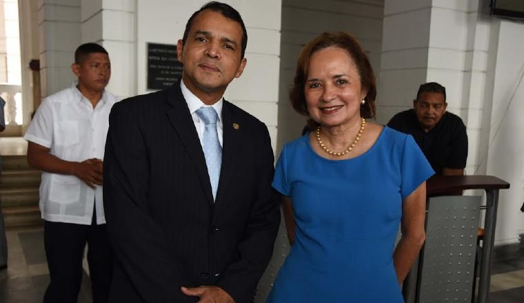 3. Francisco Fonseca y Mariela Sagel.