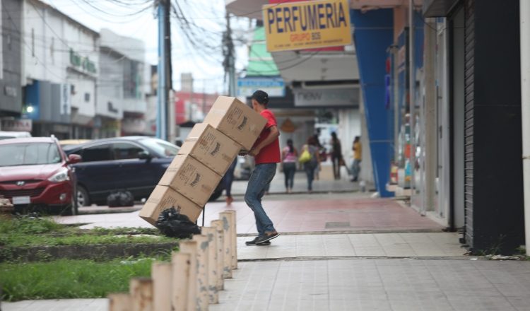 La Zona Libre de Colón está vigilante para que se proteja el 7% que genera esta actividad y los empleos directos. /Foto Archivo