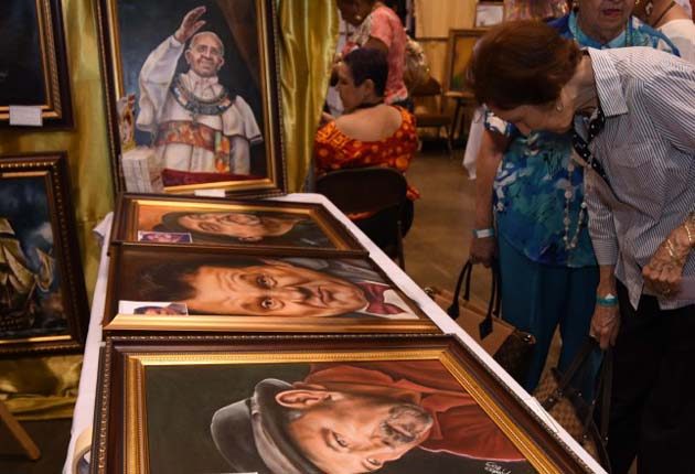 Esta es la propuesta de Luis Rudas. Unó de los más de 500 artesanos que participa en la feria. /Foto Marly Domínguez.