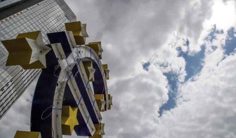 La falta de progresos podría paralizar la toma de decisiones en varias materias, según expertos. /Foto EFE