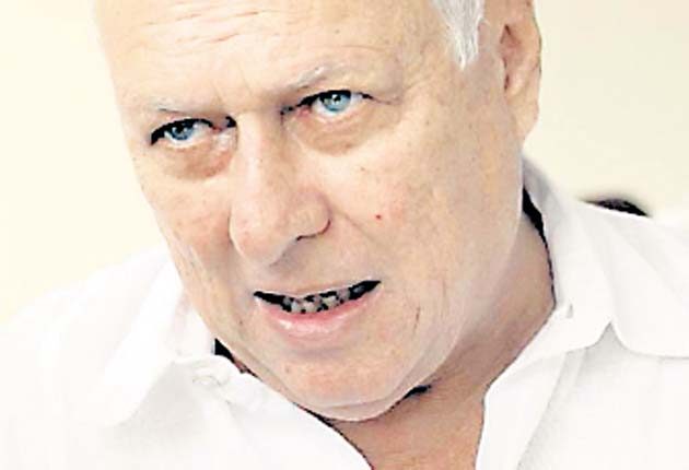 Weeden ataca a gremios  para justificar acuerdo de Barro Blanco