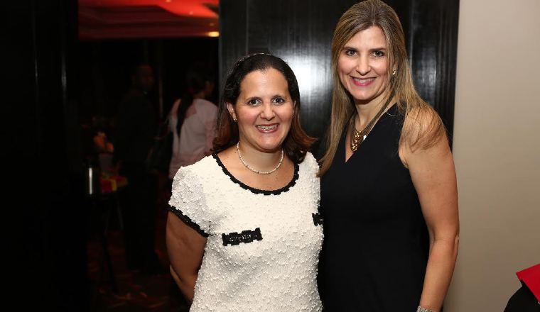 4. María Eugenia Grimaldo y Monique de Saint Malo.  