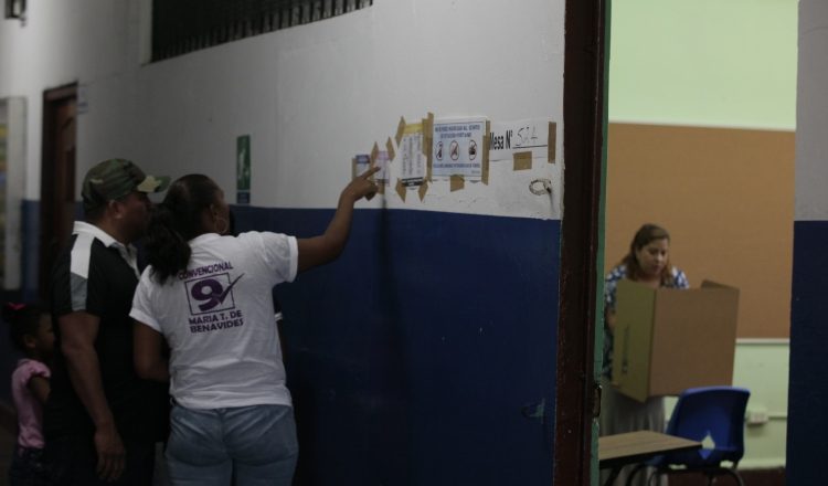 Partidos políticos gozarían de un incremento a su financiemiento. /Foto Archivo