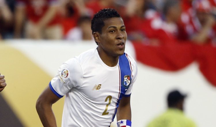 Miguel Camargo es clave en la mediacancha panameña. /Foto AP