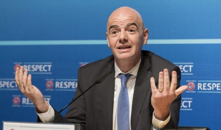 Gianni Infantino quiere masificar el fútbol. /Foto Grupo Epasa