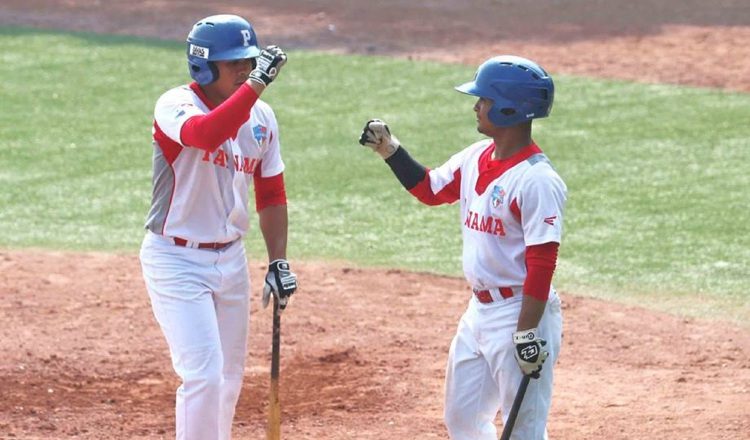 La novena istmeña mantiene con vida su aspiración de clasificar al Mundial de Béisbol Sub-18, que se disputará el próximo año en Thunder, Canadá. Hoy se enfrenta a México.