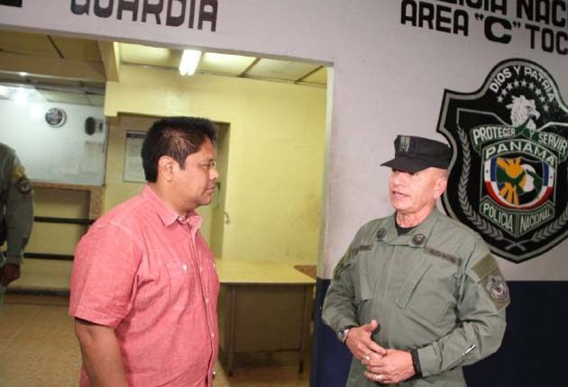 El ministro de Seguridad realizó un recorrido por el sector Este. /Foto Archivo