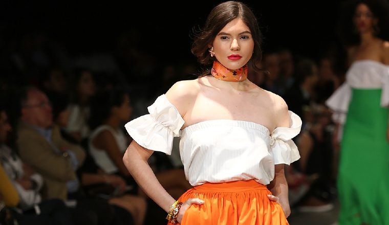 Vicente Castellón: Su esencia radica en aportar confort, simpleza y una línea dedicada a los detalles. Los cortes de la marca se manejan simples para lograr una estética limpia y sobria.