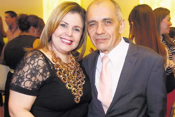 6. Claudia Mckay y Rafael Candanedo.