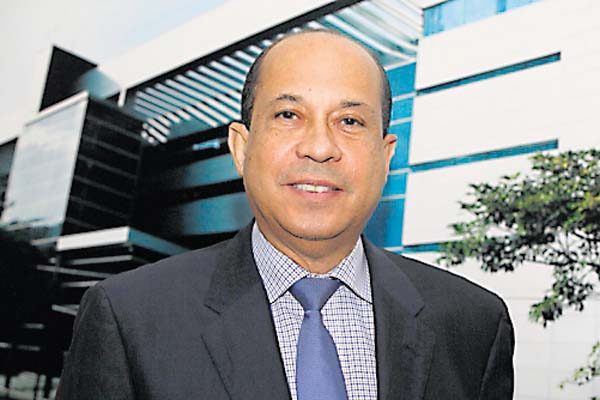 MP comete actos degradantes, denuncia diputado