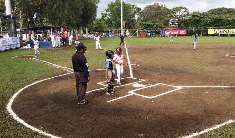 Panamá, en su partido de ayer jueves contra Argentina. /Foto Cortesía