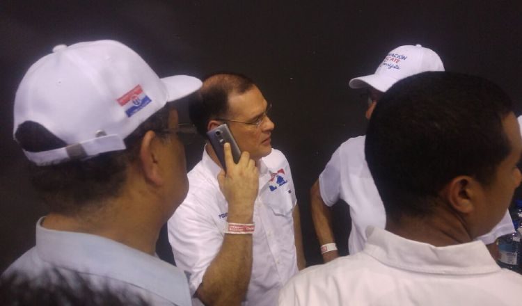 Durante el evento, hubo críticas por el retraso en la proclamación de resultados. /Foto Edwin González