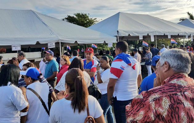 Desde las ocho de la mañana arrancaron las votaciones 