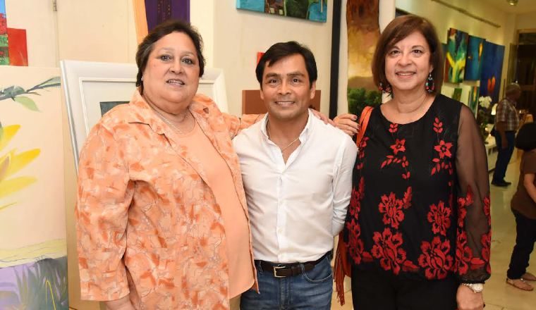 3. María Cristina Carrasco, Leys Magallón y Eloisa de Quintero.