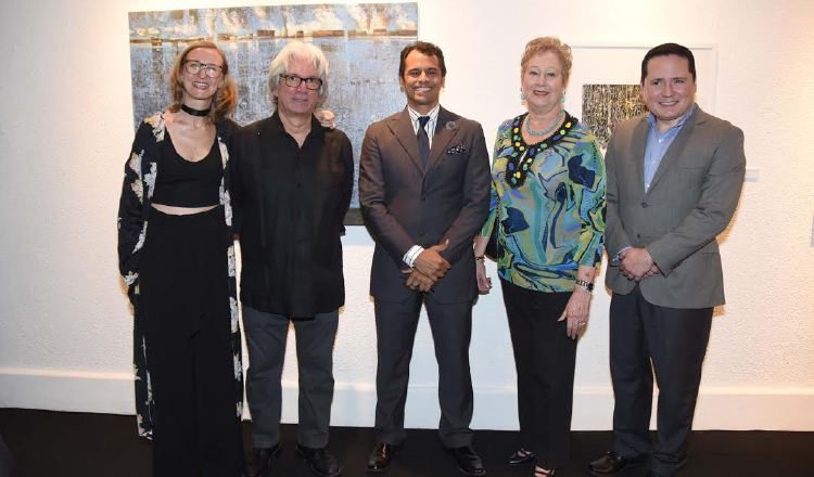 1. Silvia Estarás, David Solís, Reinier Rodríguez, Graciela de Chapman y Ricardo González de Mena.