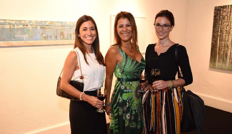 3. Alejandra Tabares, Simone Lima y Selena Angelone.