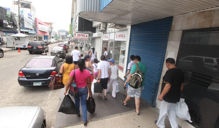 Movimiento comercial dentro de la Zona Libre de Colón, hasta octubre de este año 2016, ha disminuido en un 9.9%, según registra la Contraloría General. /Foto Archivo