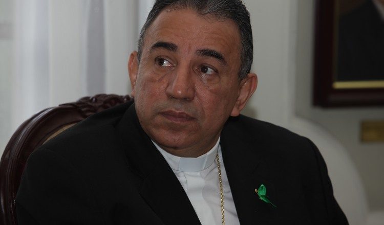 Monseñor José Domingo Ulloa Archivo