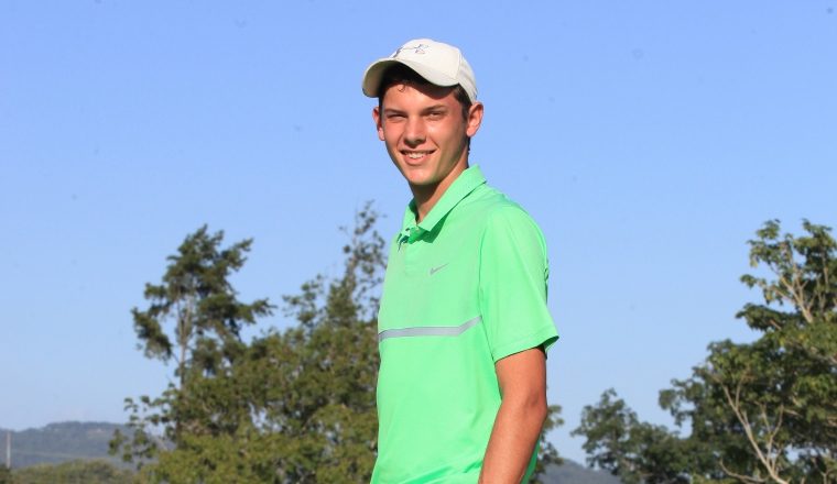 Nombre:  José Guillermo Lewis