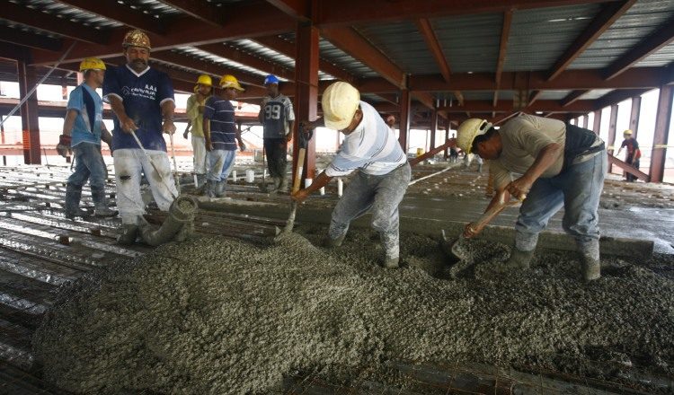 Grandes obras en el país están paralizadas. Archivo