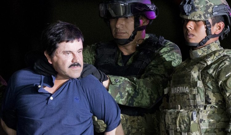 Joaquín "Chapo" Guzmán, fue recapturado en enero de 2016. AP