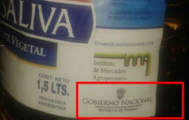 En las fotos se ve los productos alimenticios con el nombre del Instituto de Mercadeo Agropecuario.
