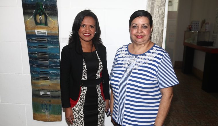 4.  Anayansi Rodríguez y  Olga de Román. 