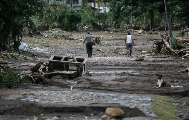 Otto se intensificó rápidamente y se convirtió en huracán de categoría 3 antes de tocar tierra en el sur de Nicaragua.