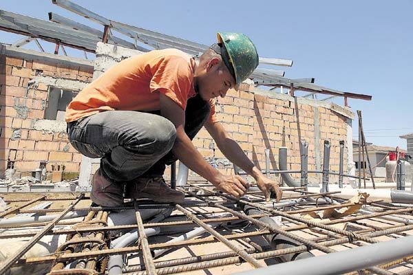 Los motivos más frecuentes que reportan los consumidores son  las cláusulas abusivas, cuyas quejas sumaron, el año pasado,  17 millones 300 mil 921 dólares. /Foto Archivo