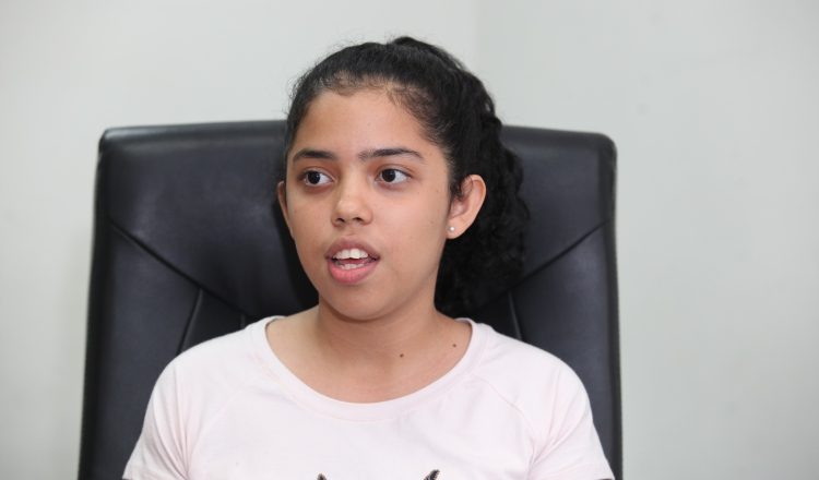 Daniella  Castillo Chen.  Se siente muy bendecida con este don que Dios le dio y que usa con sabiduría. /Foto Josué Arosemena.