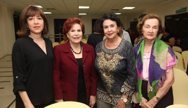 3. Ana Elena Morgan, Guillita de Fábrega, Albaryra de Linares y Nora de Ungo.