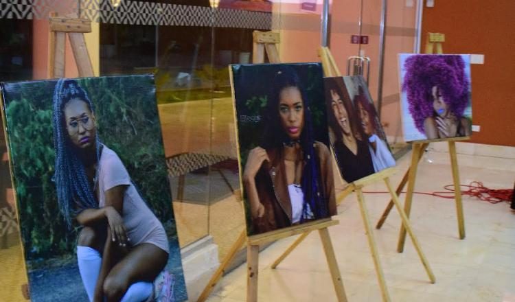Artistas colonenses han expresado en lienzos los atributos de la mujer negra en la Costa Atlántica. /Foto Diómedes Sánchez 