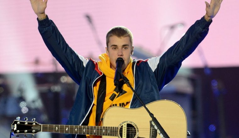 Justin Bieber brindó un acústico. ¡Hermoso!