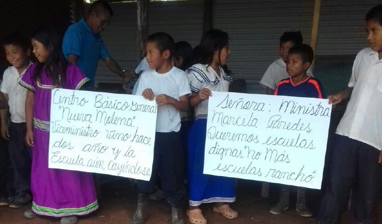 Los manifestantes aseguran que continuarán con las acciones. /Foto Mayra Madrid 