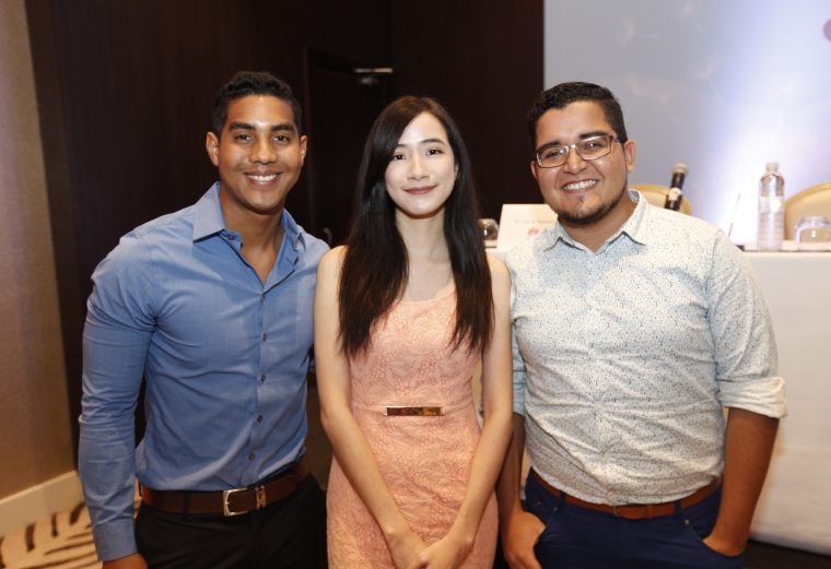 5. José Mock, Jackelin Chang y Bill González.