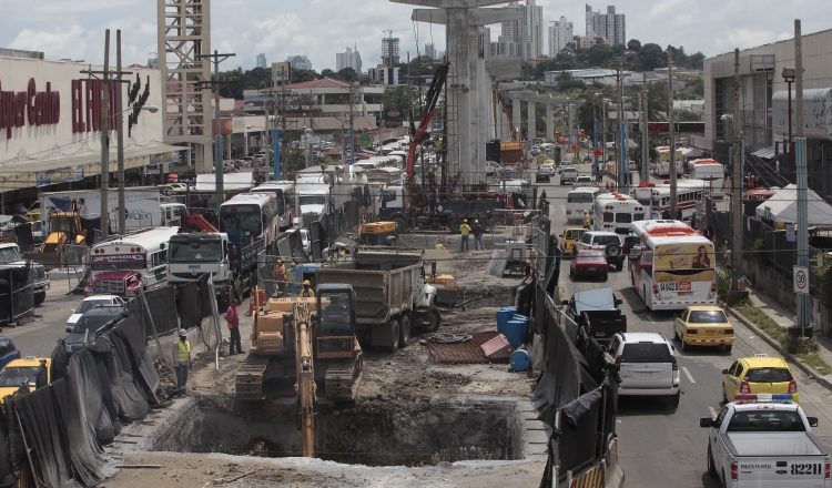 Resalta pago de préstamos para financiamiento de obras públicas. Archivo