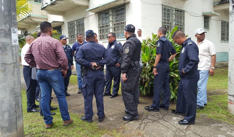 Reunión de las autoridades en la provincia por los hechos.  Delfia Cortez