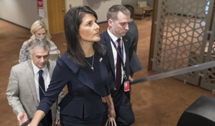 Nikki Haley, representante de EE.UU. ante la ONU, defiende la medida estadounidense. /Foto AP