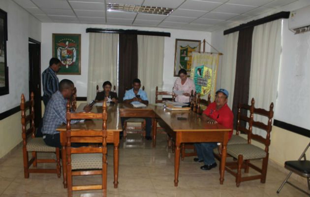 Se hubiera podido evitar la situación que atraviesa el Municipio de Parita con autorización de la firma del vicealcalde. Foto: Thays Domínguez