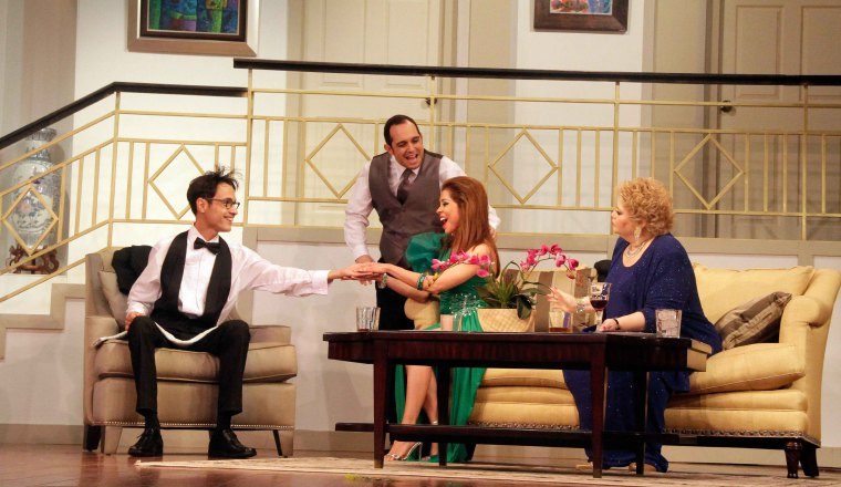 En "Rumores", en el Teatro En Círculo.