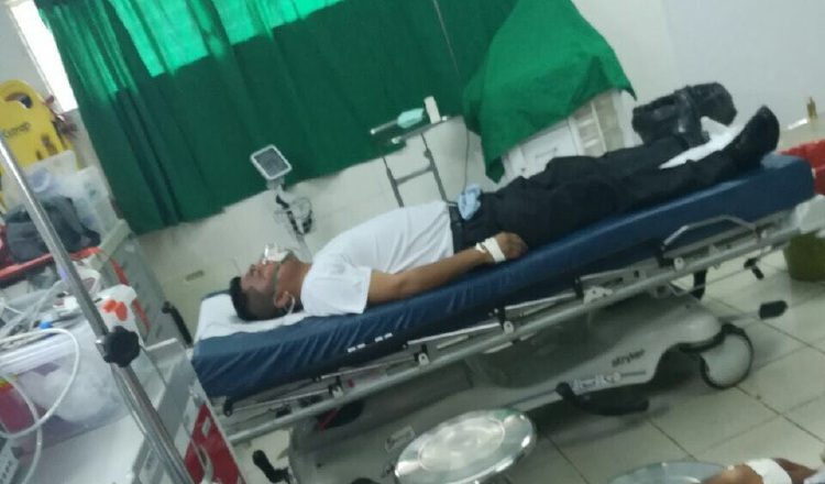 Al menos cuatro docentes heridos fueron trasladados de urgencia al hospital de San Félix. /Foto Mayra Madrid  