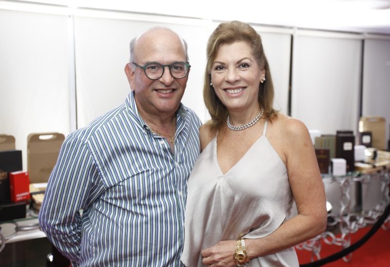 5. Jorge De La Guardia y Maruja de De La Guardia.