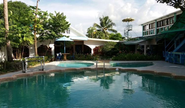 En La Granja de Panamá se ofrecen diferentes  actividades, como "canopy",  senderismo, mariposario, combinados con la ganadería. La Granja de Panamá