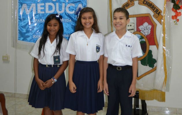 Estudiantes ganadores. Foto: Eric A. Montenegro.