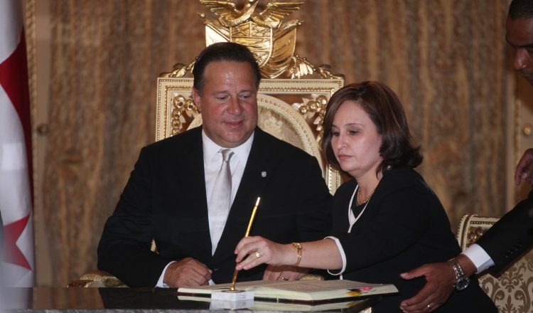 Se acusa al mandatario no solo por su intromisión en los otros órganos del Estado, sino también en el Ministerio Público. /Foto Archivo