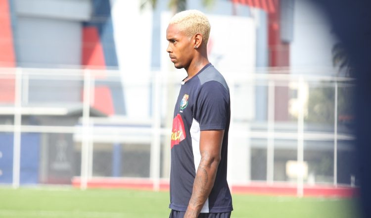 Azmahar Ariano espera volver a jugar en la Selección Mayor de Fútbol de Panamá. /Foto Anayansi Gamez
