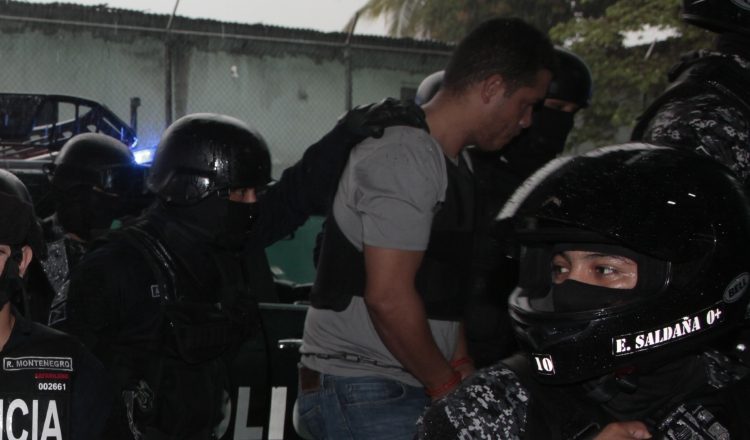 Gilberto Ventura Ceballos fue trasladado a la audiencia de imputación de cargos bajo estrictas medidas de seguridad. Víctor Arosemena