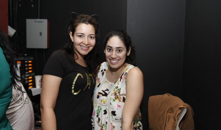 1. Gina de Cochez y Beatriz González.