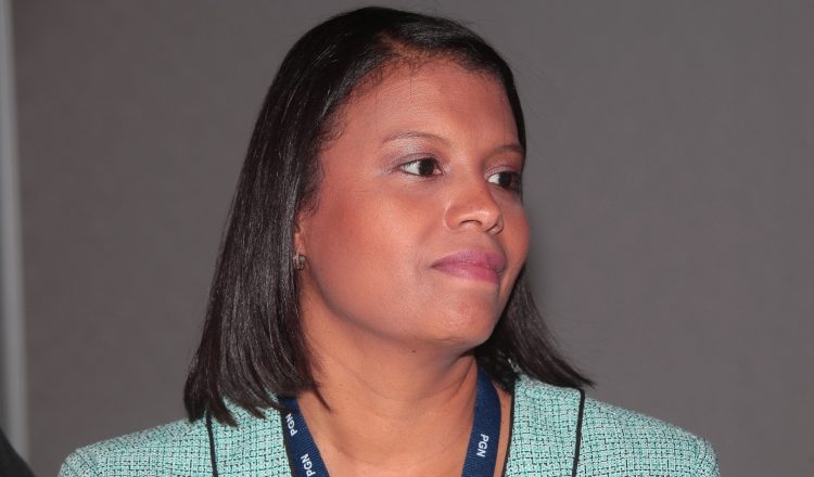 El artículo 2033 del Código Judicial solo permite investigaciones por seis meses, cuando existen detenidos. La fiscal Moore volvió a cometer otro error en este sentido. /Foto Archivo